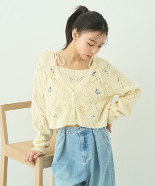 earth music&ecology ＳＥＴ２点刺繍ビスチェ＋カーディガン Ivory