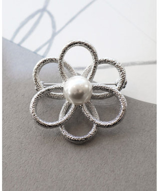 Tiaclasse 【安田美沙子さんスタイリングアイテム】フラワーモチーフブローチ