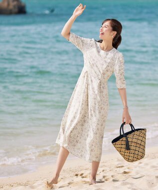 Tiaclasse L 【洗える】ギャザースリーブ花柄ワンピース オフホワイト