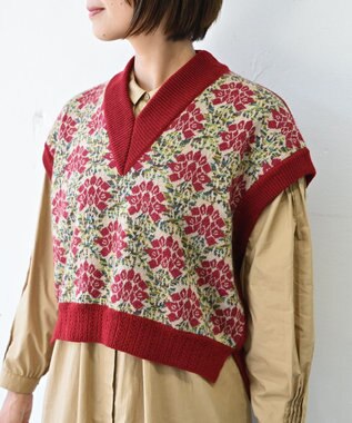 muuc 〈うっとり柔らか上質な極細繊維〉〈前身頃は希少なモヘアとシルク×後ろ身頃はウール100%〉フラワージャカード ベスト レッド