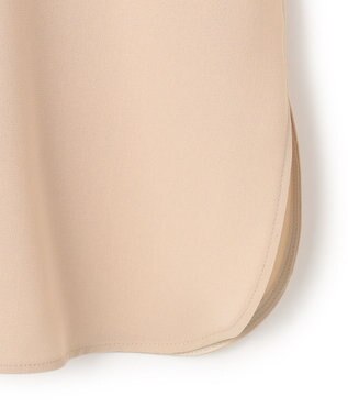 BEIGE， 【WEB限定・洗える】CLARION / ゴールド釦クルーネックブラウス Beige