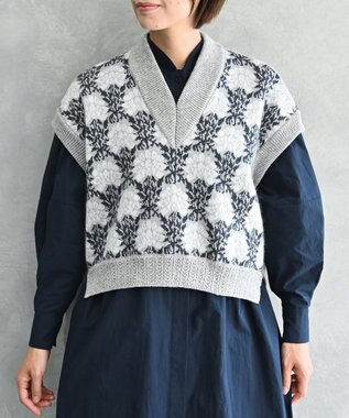 muuc 〈うっとり柔らか上質な極細繊維〉〈前身頃は希少なモヘアとシルク×後ろ身頃はウール100%〉フラワージャカード ベスト