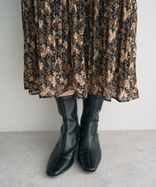 YECCA VECCA フラワー柄フリルプリーツワンピース Black