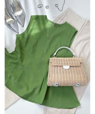 Green Parks AnriettMusee ノースリーブタックペプラムブラウス Green