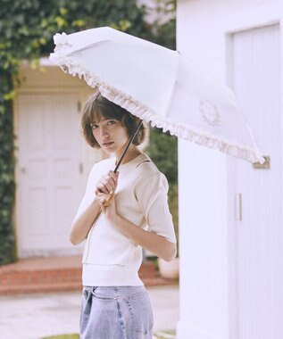 Maison de FLEUR 《晴雨兼用》遮光&UV CUT フリル折りたたみ傘 Ivory