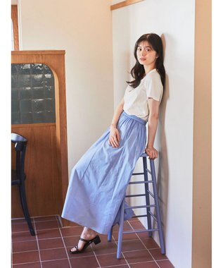 earth music&ecology ＶネックＴシャツ（汗じみ防止） Off White