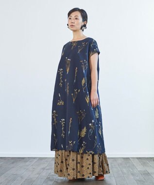 muuc ボタニカル刺繍のワンピースドレス ネイビー