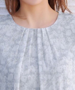 Tiaclasse L 水彩花柄シフォンブラウス グレー