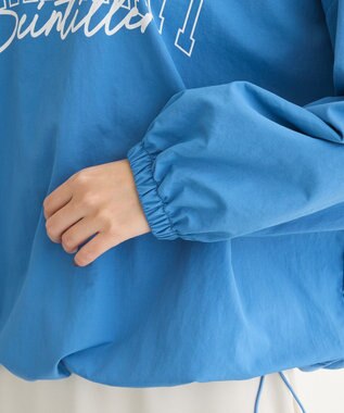 Green Parks ナイロンロゴＶネックプルオーバー Blue