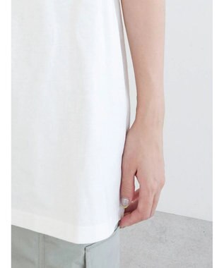 Green Parks アリス／グラフィックＴＥＥ Off White