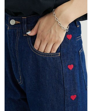 Green Parks ・Ｄｏｕｂｌｅ　Ｆｌａｇｓ　ハート刺繍フレアデニム Indigo