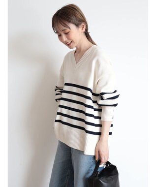 AMERICAN HOLIC エコカルットＶネックプルオーバー Border