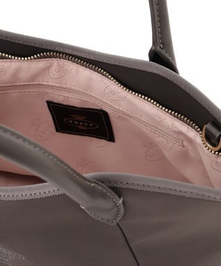 TOCCA TOUCH OF CRESTA NYLON TOTE ナイロントートバッグ【星風まどかさん着用】 ライトグレー系