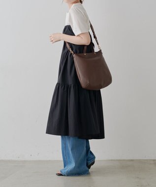 russet 《トートバッグ人気NO.1モデル》スリム2WAYトートバッグ <エンボスモノグラム>(CE-1611) D.Brown