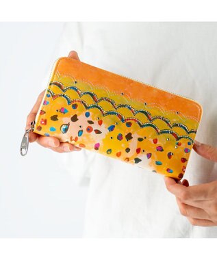 tsumori chisato CARRY カラフルレオパード ラウンドファスナー長財布