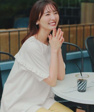 Tiaclasse L 【おのののかさん着用】「サマケア」バックヨークフリルチュニック オフホワイト