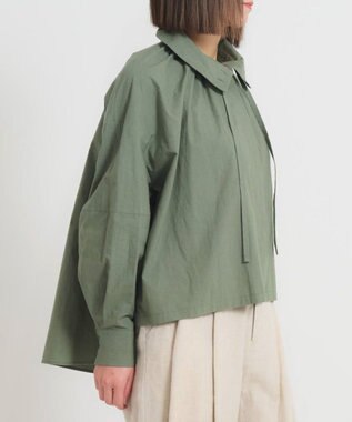 muuc 〈多彩な着方が叶う〉〈衿立て＆衿折り〉〈遠州織物の工場で織られた上質なコットン100%生地〉リボン紐付き多様衿 羽織り＆シャツ グリーン