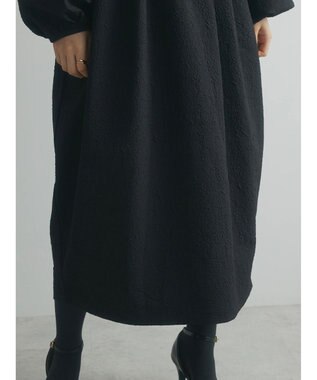 Green Parks armonia. エンボスタックコクーンワンピース Black