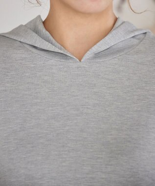 Tiaclasse L 【洗える】ポンチドッキングギャザーパーカー　 グレー×オフホワイト