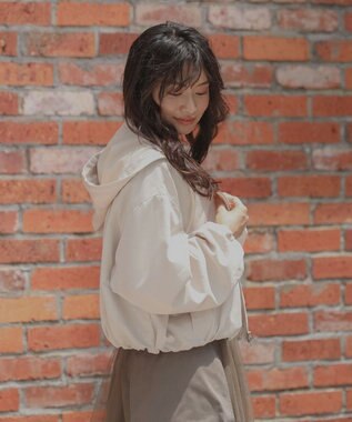 Green Parks ・ＥＬＥＮＣＡＲＥ　ＤＵＥ　ショートマウンテンパーカー Ivory