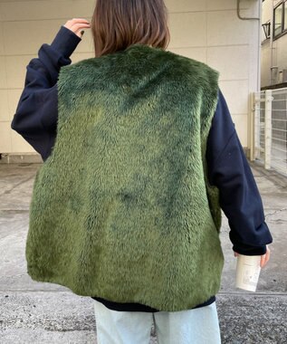 WEGO フェイクファーBIGベスト カーキ