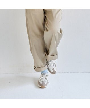 ing <ing>レザースニーカー アイボリー