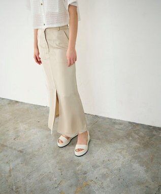 GRACE CONTINENTAL サテンストレートスカート ベージュ