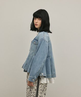 GRACE CONTINENTAL ペプラムデニムジャケット ブルー