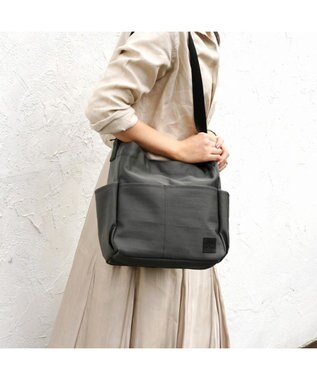 Regalo Felice 【撥水 / ポケットが7ヶ所も付いてる】ショルダー / REGALO GY(グレー)