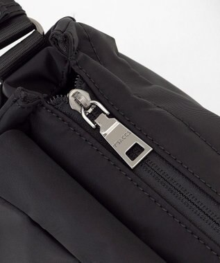 Y'SACCS 【Y’SACCS vous et】フロントファスナーショルダー ブラック