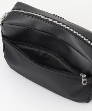 Y'SACCS ブロックモチーフショルダー ブラック