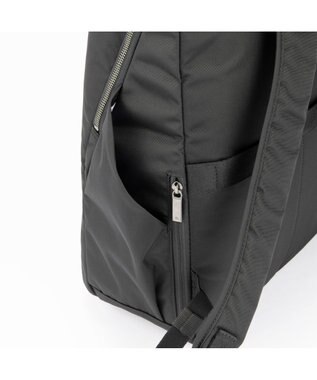 ACE BAGS & LUGGAGE 【軽量】 ace. ルフィラ リュックサック B4 15.6インチPC収納 17912 エース ブラック