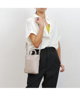 UNBILLION cachecache イントレチャートミニショルダーバッグ