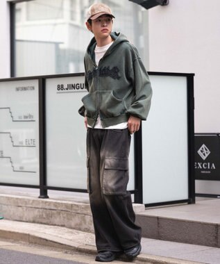 WEGO 【ユニセックス着用ITEM/MLサイズ展開】ショートグラフィックZIPパーカー ダークグリーン