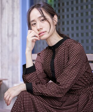 Tiaclasse 【新色追加・洗える】配色バンドカラー幾何学柄ワンピース ボルドー