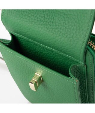 UNBILLION ペルケ perche / 牛革シュリンクタイプモバイルウォレットショルダー　旧8660 ライトグリーン