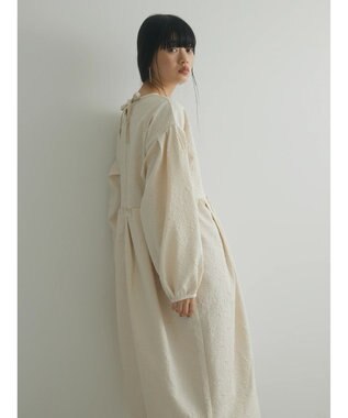 Green Parks armonia. エンボスタックコクーンワンピース Ivory