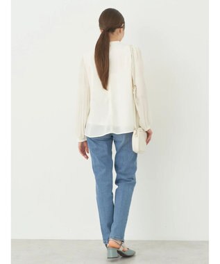 earth music&ecology マジョリカプリーツブラウス Ivory