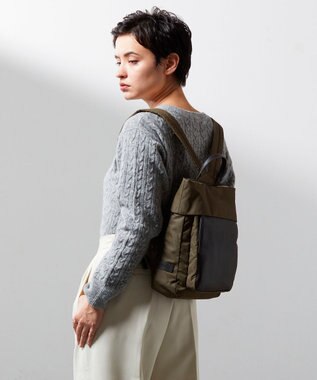 Y'SACCS リサイクルナイロン×カウレザー ラップリュック　Sサイズ カーキ