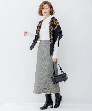 23区 ガラスフープピアス ブラック系