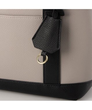 UNBILLION 【テレビ ドラマ着用アイテム】cachecache ショルダー付きパーテーション合成皮革トート グレーミックス