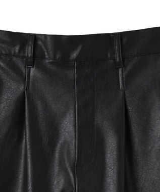 WEGO ヴィンテージライクPUショートパンツ ブラック