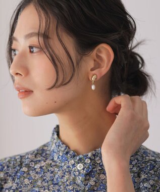 組曲 淡水パールスウェイ イヤリング ゴールド系