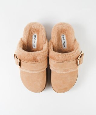 STEVE MADDEN COZY-UP ファーバックルサボ タン