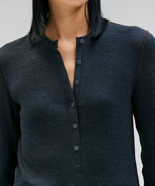 BEIGE， 【洗える・GISELe 10月号掲載】FORD / ウール配色メローヘンリーネックカットソー Charcoal