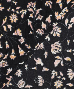 組曲 S ギャザーライトデシン ブラウス ブラック×ピンクフラワー系