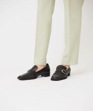 ICB Ｃメタルスクエアトゥー ローファー ブラック系