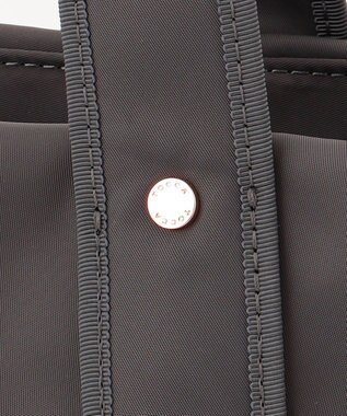 TOCCA 【A4サイズ対応】NEW AVENUE NYLONBAG ナイロンバッグ ライトグレー系