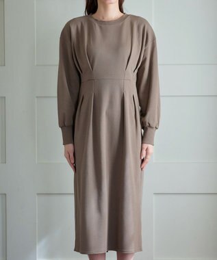 Tiaclasse L 【吸水発熱 / 静電気防止】ポンチタックワンピース モカ