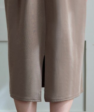 Tiaclasse L 【吸水発熱 / 静電気防止】ポンチタックワンピース モカ